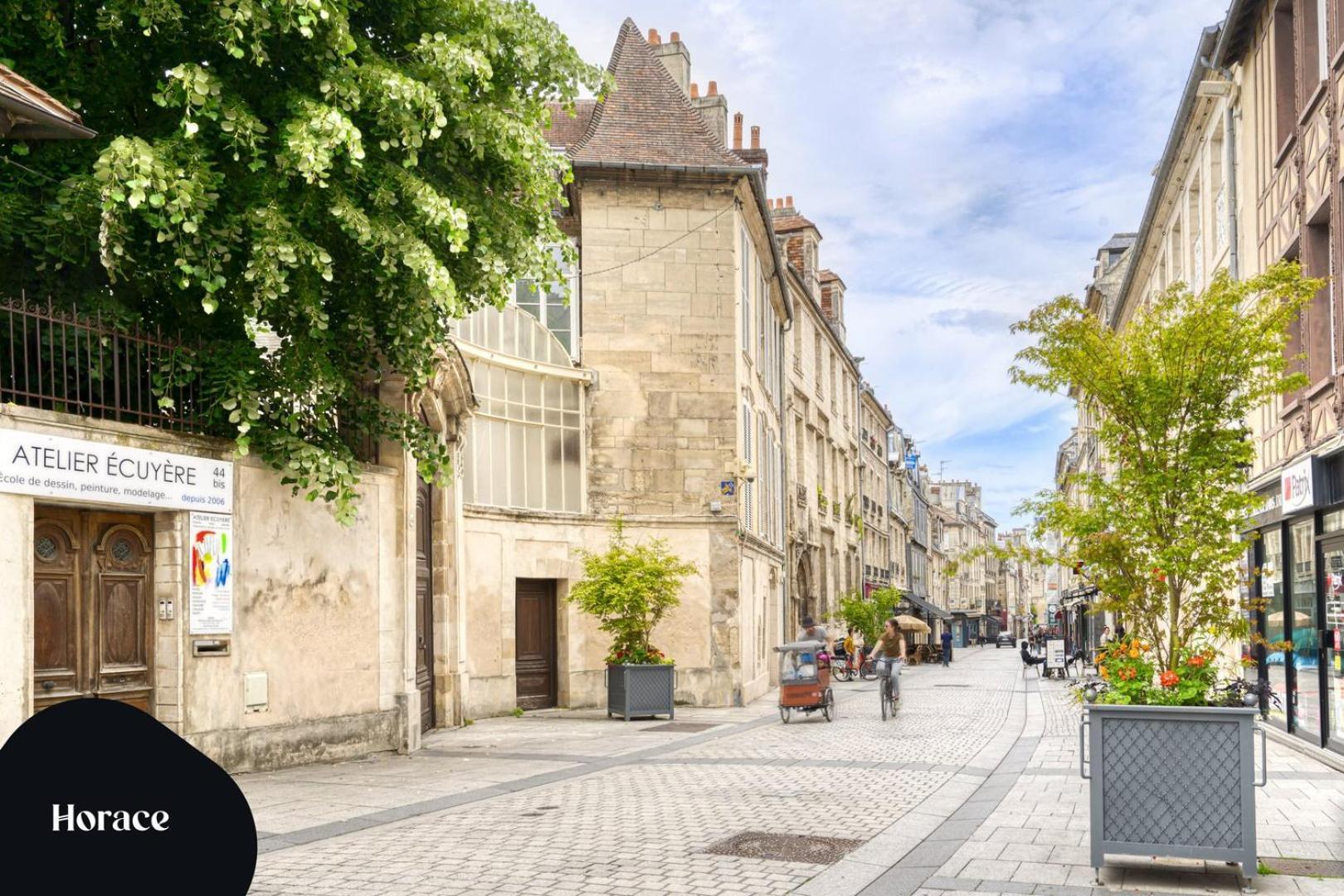 La Casa Bella — Parking Prive & Vue Sur L'Abbaye Apartment Caen Exterior photo